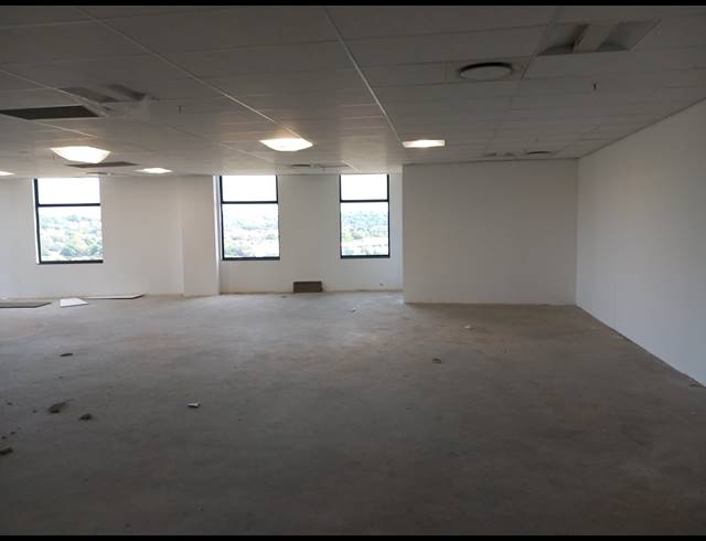 278M² OFFICE TO LET IN GLENADRIENNE